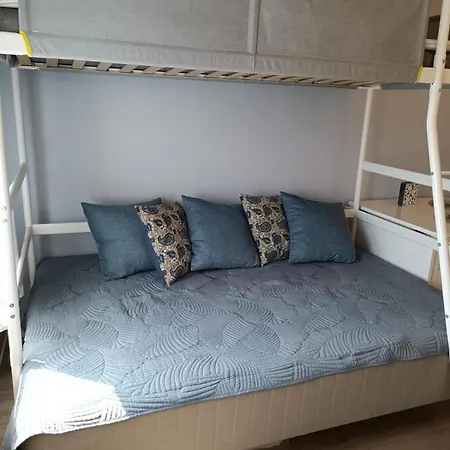 - Studio * קריסטיאנסאנד